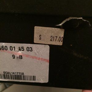 GUCCI womens black leather sandals 9 Shoe box, bag